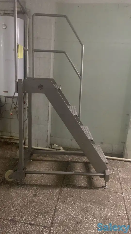 Подъемник для тележек типа HKV 200, фотография 1