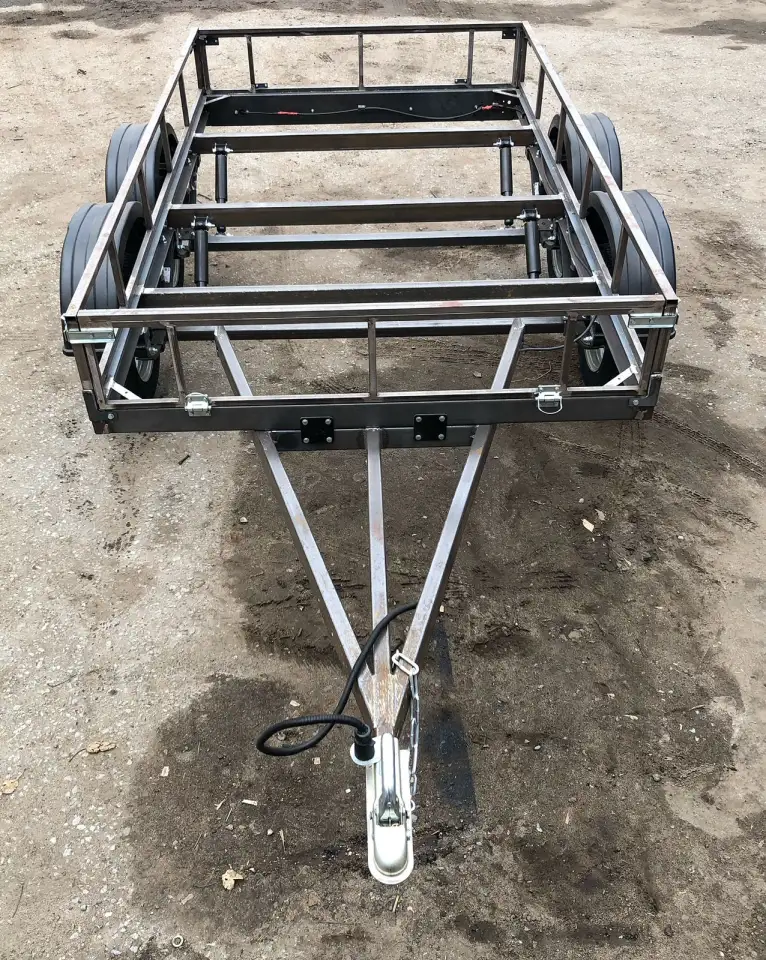 Двухосный прицеп с документами, фотография 1