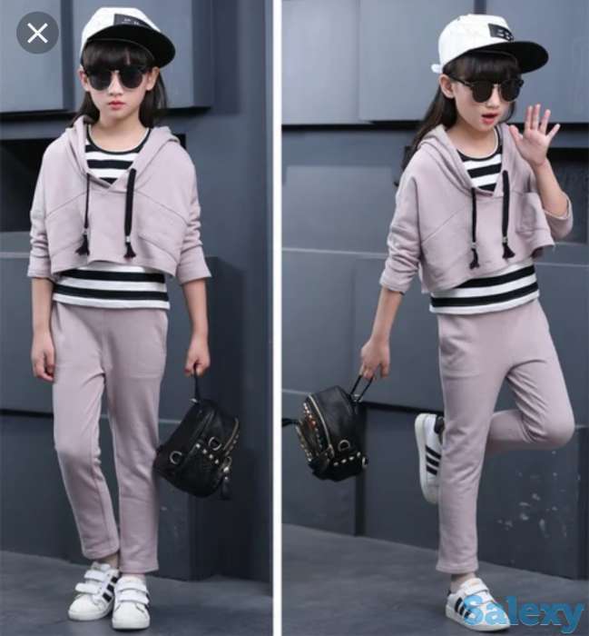 Спортивная одежда, обувь и рюкзаки, фотография 4