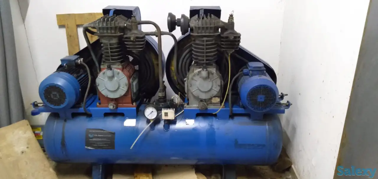 Полуавтомат выдува ПЭТ бутылок, фотография 2