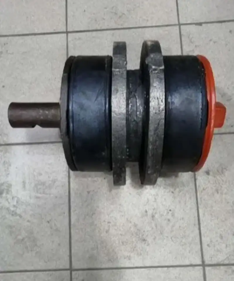 Ролик поддерживающий со в сборе 04.33А.013, фотография 1