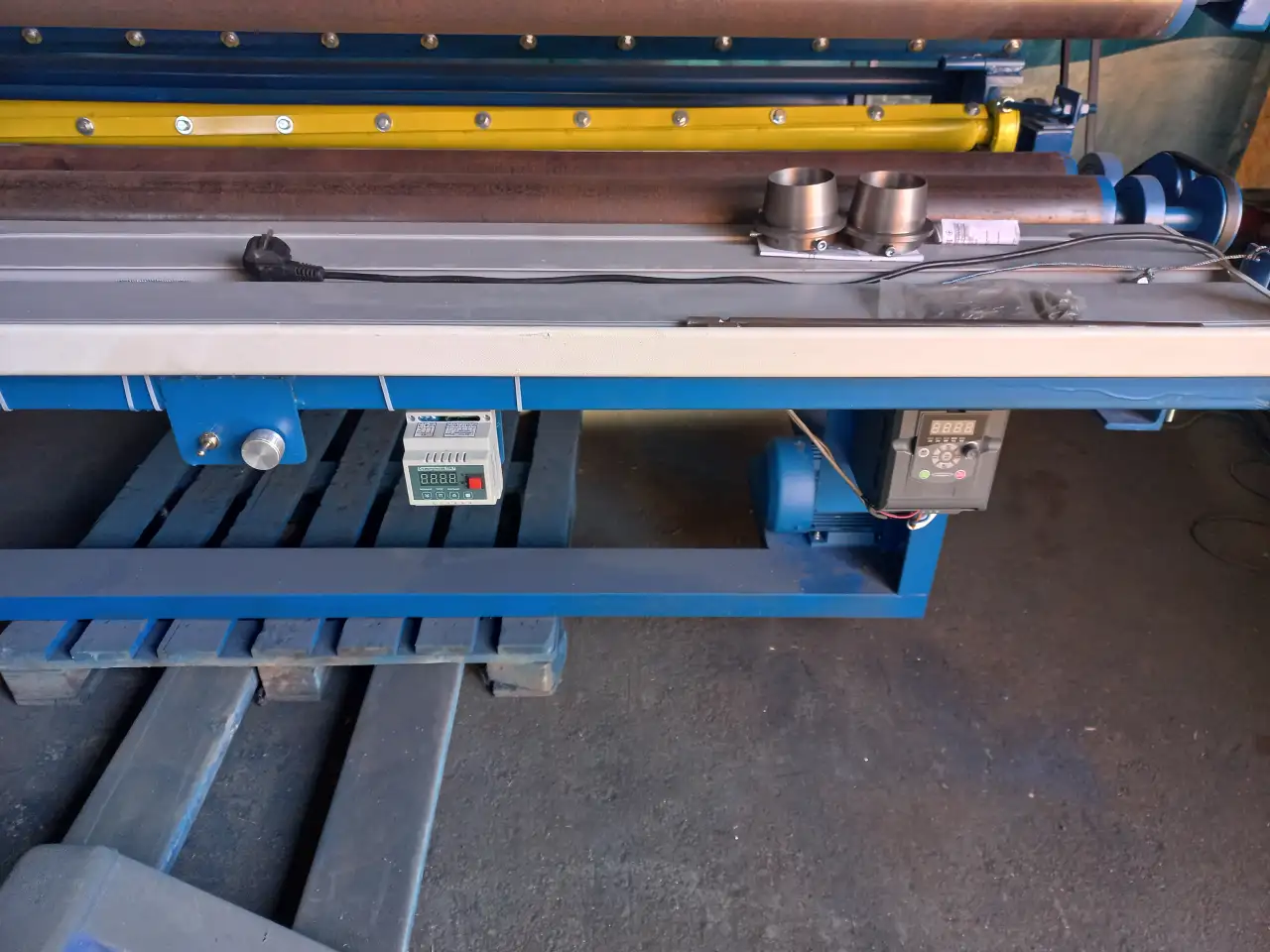 Оборудование для производства туалетной бумаги, фотография 1