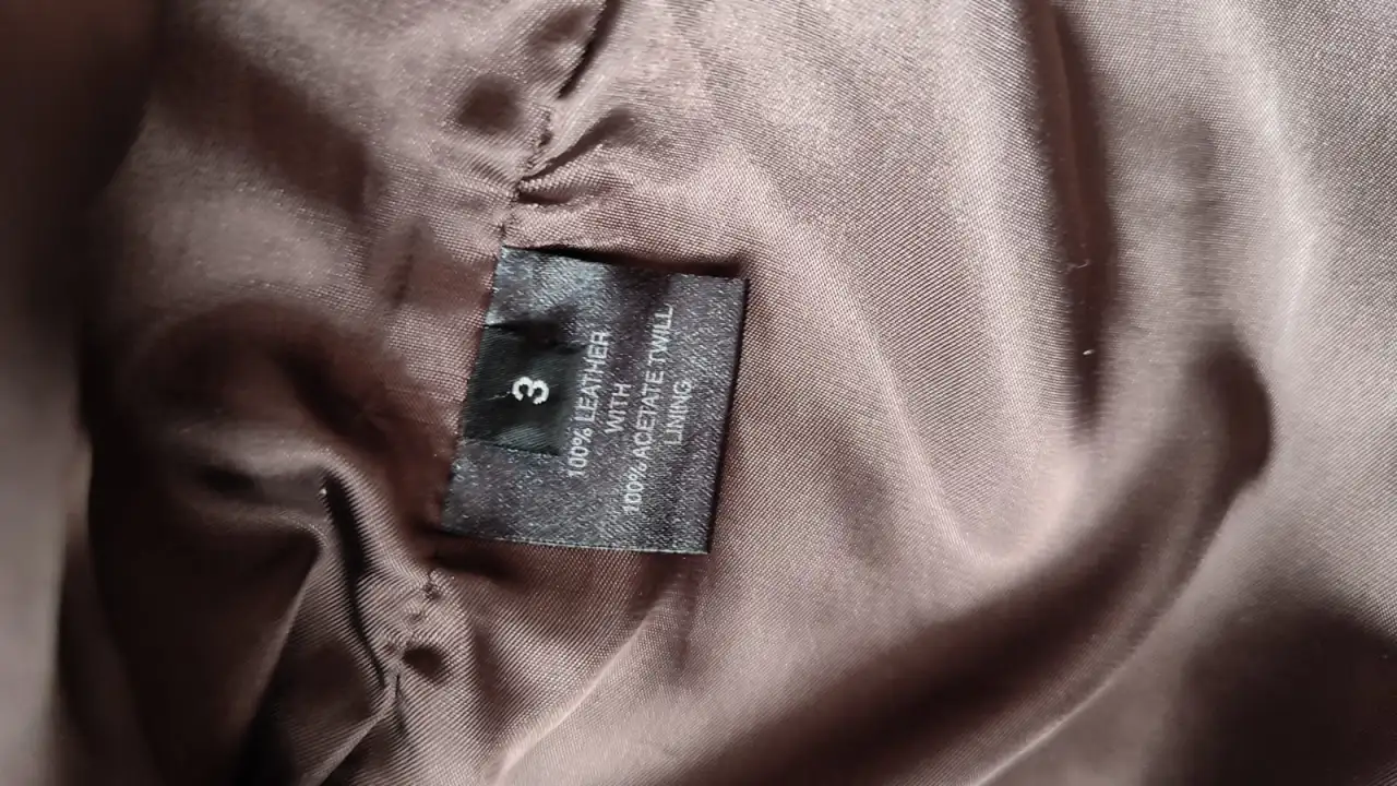 Демисезонная кожаная куртка, фотография 3