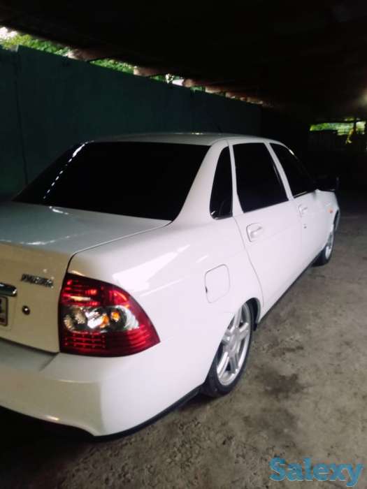 Машина Лада Приора, фотография 1