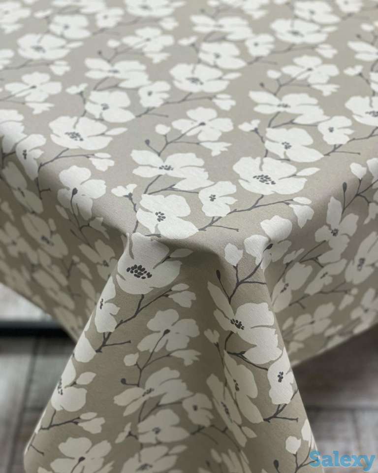 Шикарная итальянская скатерть Lucia Forino ширина 140 см, фотография 3