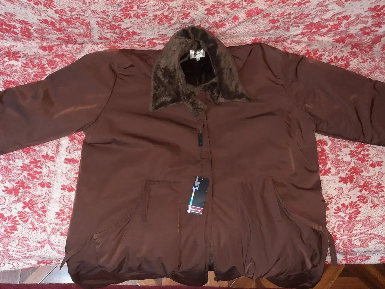 Куртка, фотография 1