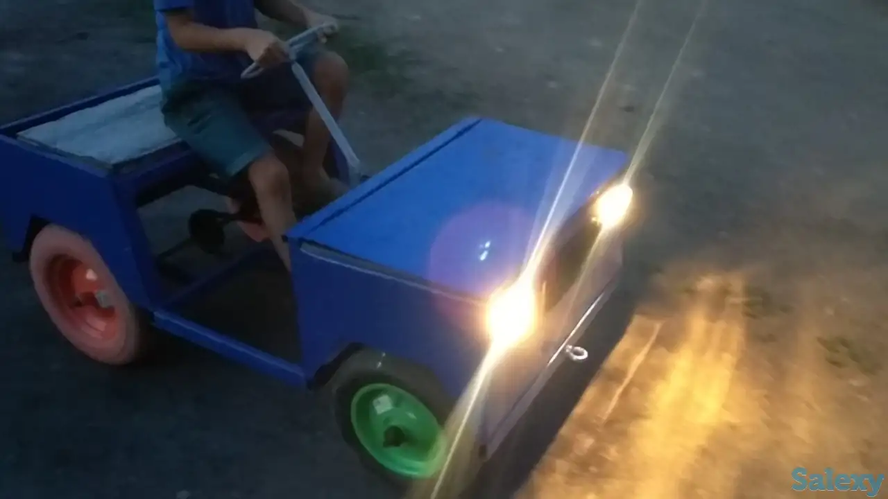 Продам самодельную педальную машинку для детей, фотография 1