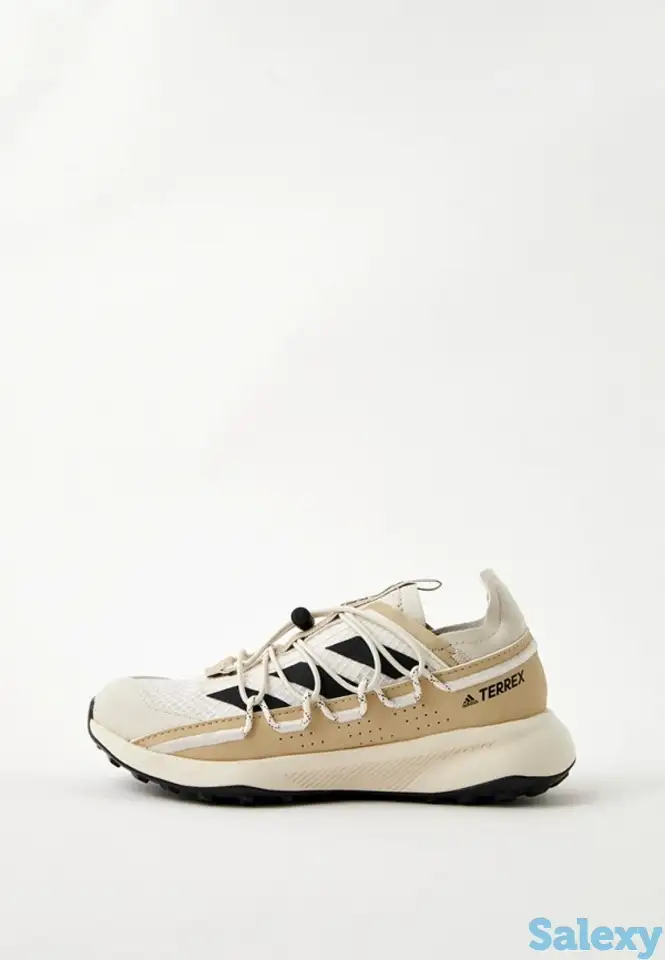 Кроссовки adidas, фотография 1