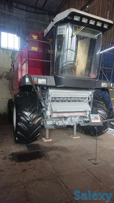 зерноуборочный комбайн Палессе GS 12, фотография 1