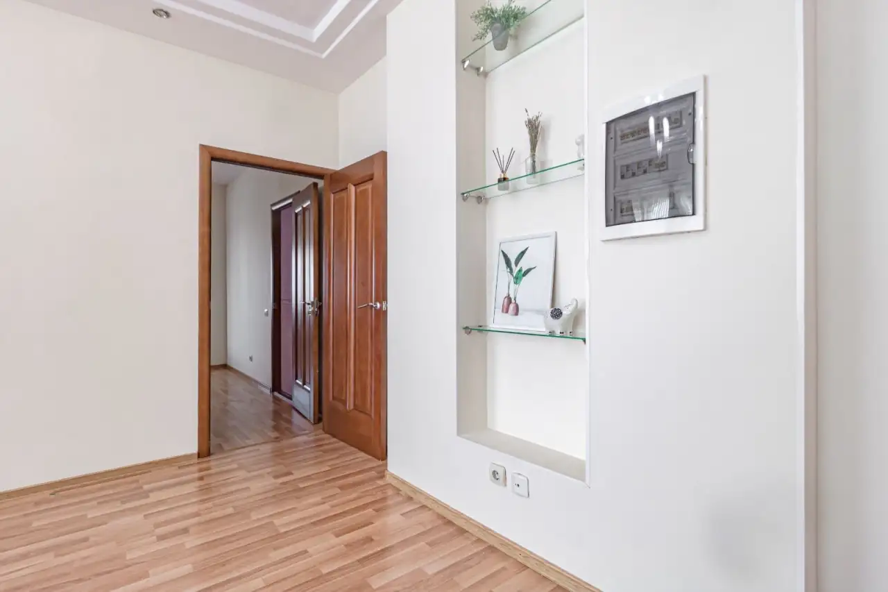 Апартаменты рядом с Байтереком, Достык 5/1, фотография 3