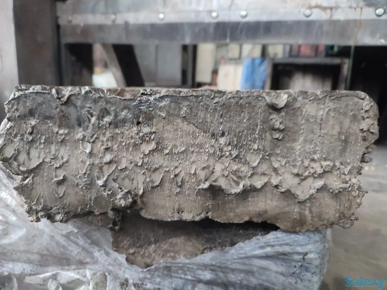 продам каучук СКИ, фотография 1