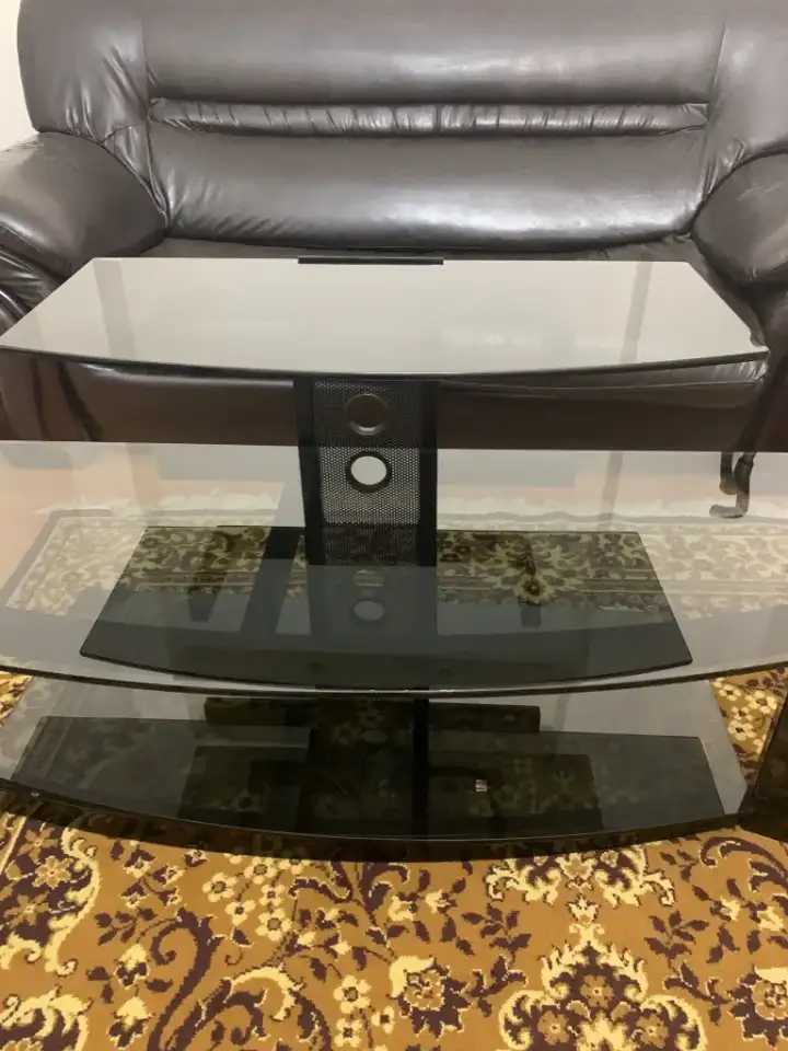 продам тумбу стеклянную под телевизор, фотография 1