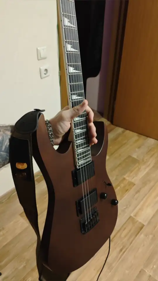 Аренда Электрогитары, фотография 2