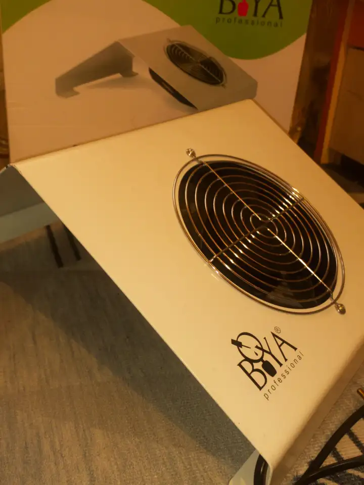 Описание:   Вытяжка для поглощения опилок при снятии гель лаков, гелей, акрилов, фотография 1