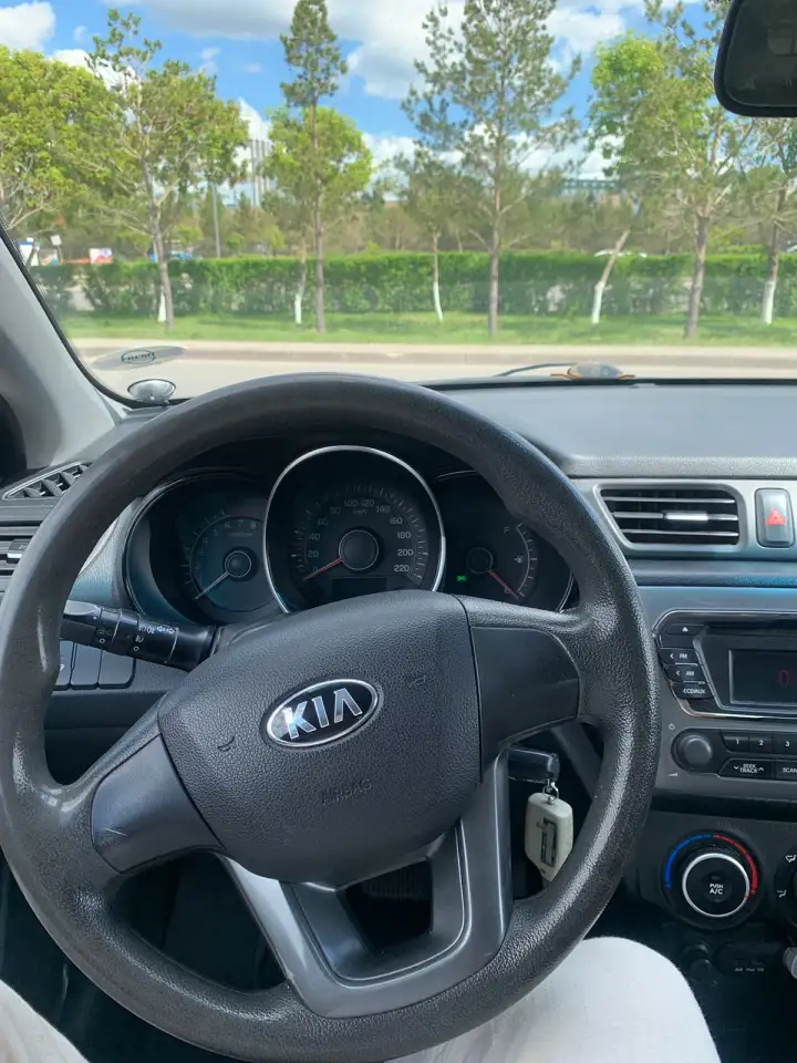 Kia Rio, фотография 13