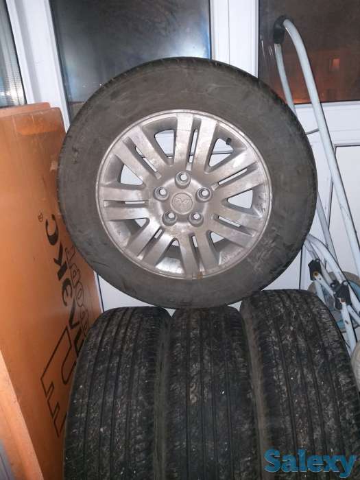 Продам шины с дисками на оутлендер, фотография 2