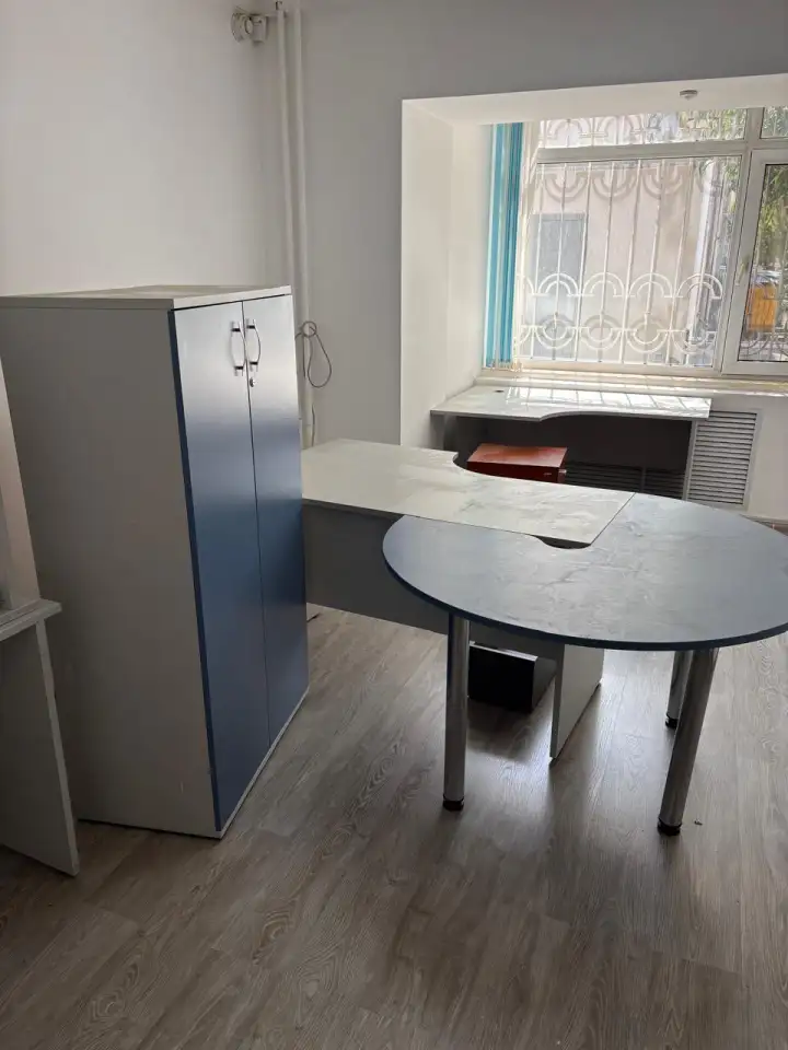 Продается офисная мебель бу в хорошем состоянии, фотография 2