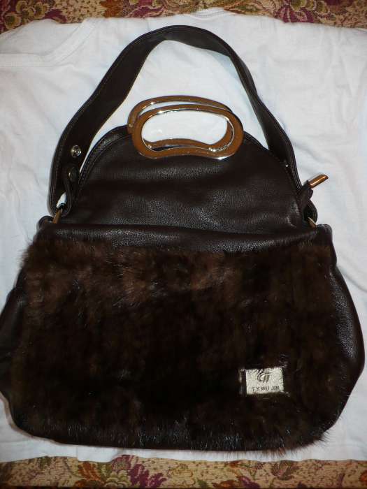 Шуба норковая, берет норковый, сумочка с норковой отделкой, фотография 5