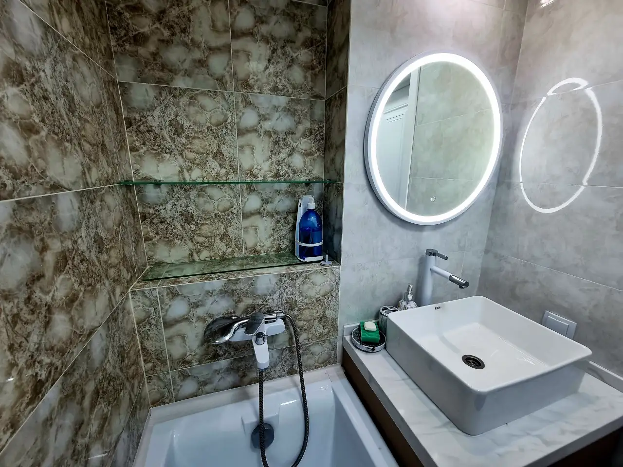 Очень уютная квартира рядом с посольством США, Жолдасбекова 18, фотография 18