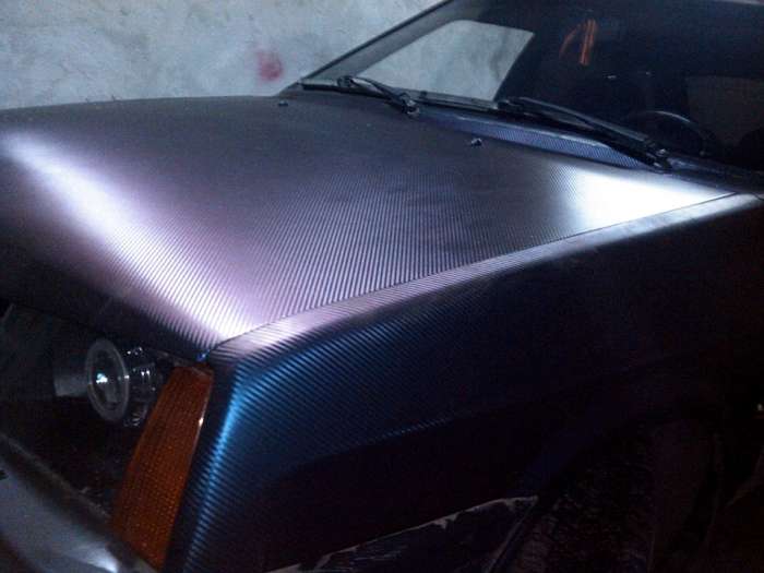 Виниловая пленка темно-синий карбон 3D, фотография 1