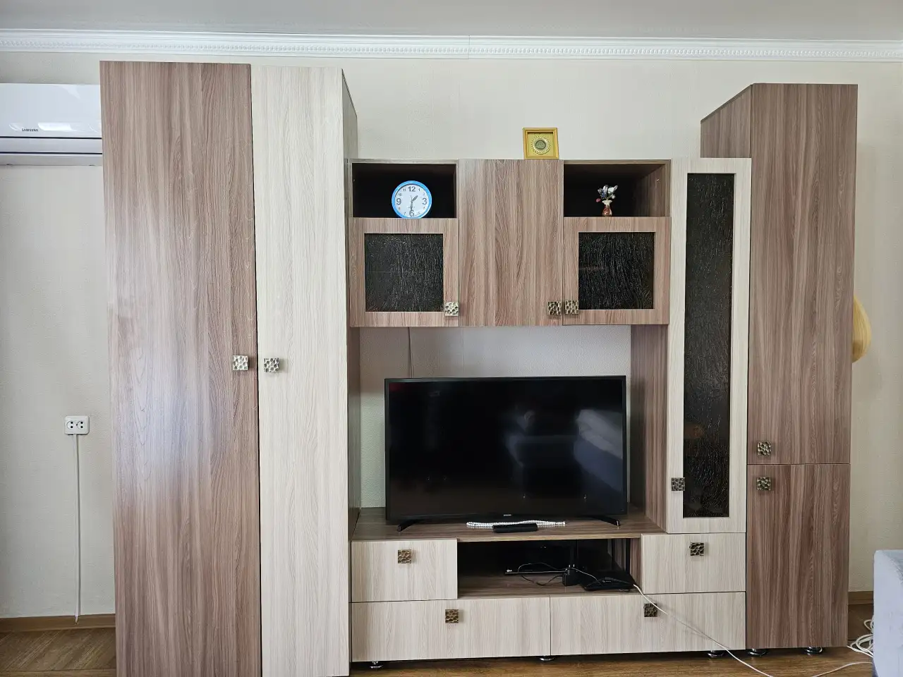 Горка, компьютерный стол, журнальный столик, фотография 5