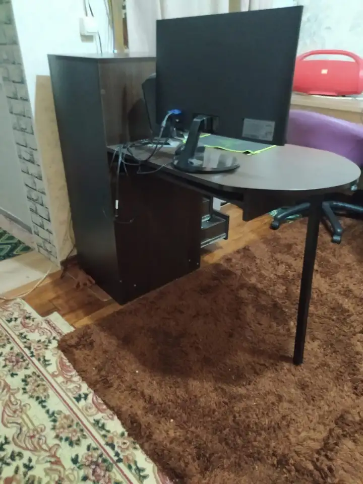 Продам компьютерный столик, фотография 3