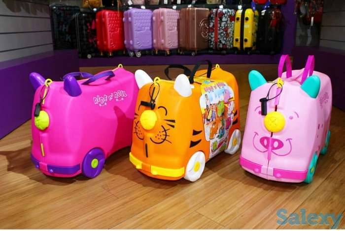 детский чемодан на котором можно катать ребенка, фотография 1