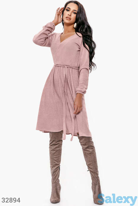 Пудровое теплое платье, фотография 1