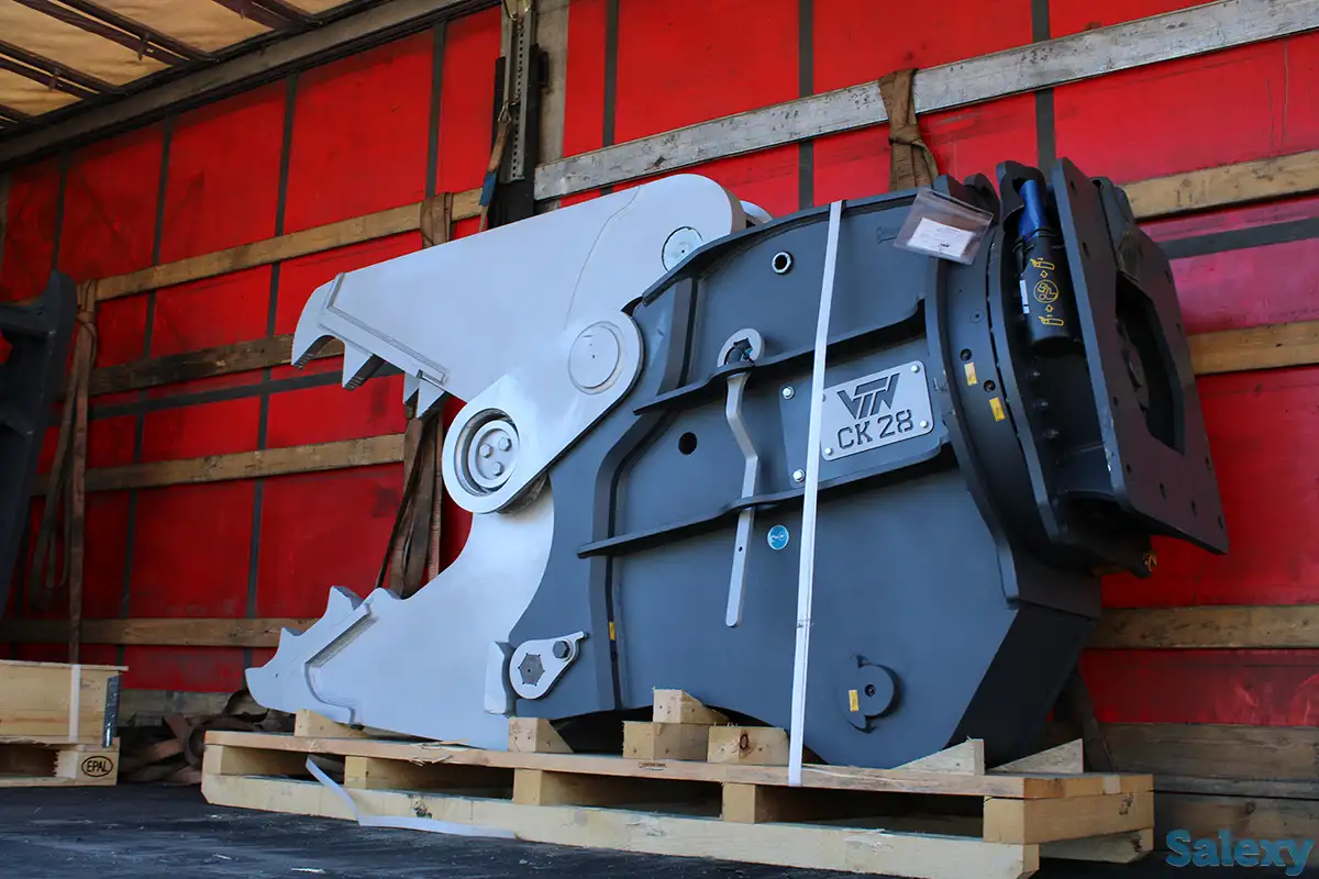 Гидромолот, ковш, ямобур, гидроножницы, фотография 8