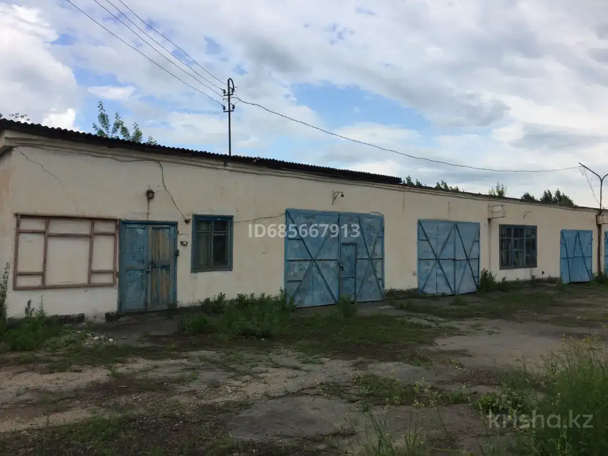 Шикарная автобаза в центре Текели, фотография 6