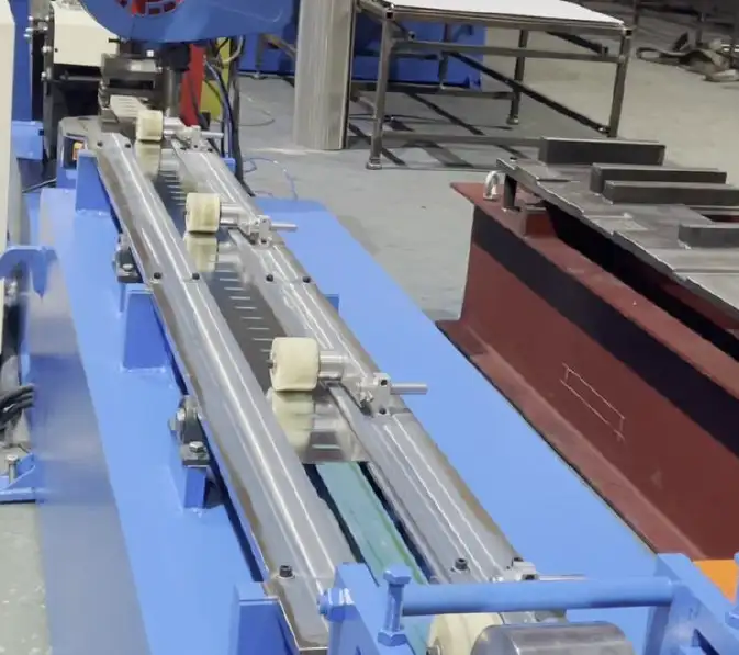 Оборудование для производства подвесных потолков Грильято, фотография 1