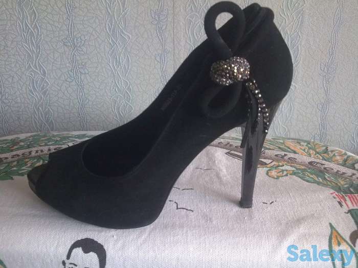 Продаю замшевые  туфли, фотография 1