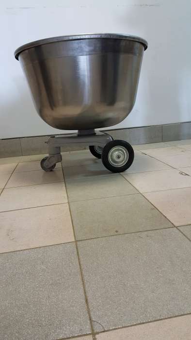 Дежи (Дежа 140 литров) из угл. стали , чугунная каретка, фотография 2