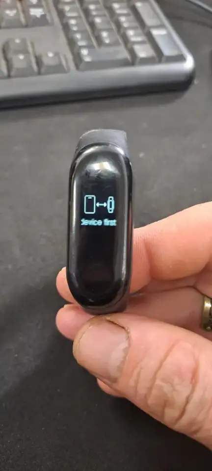 Фитнес браслеты Mi и Honor Band 5, фотография 1