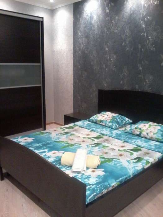 посуточно, ул. Сарайшык, фотография 1