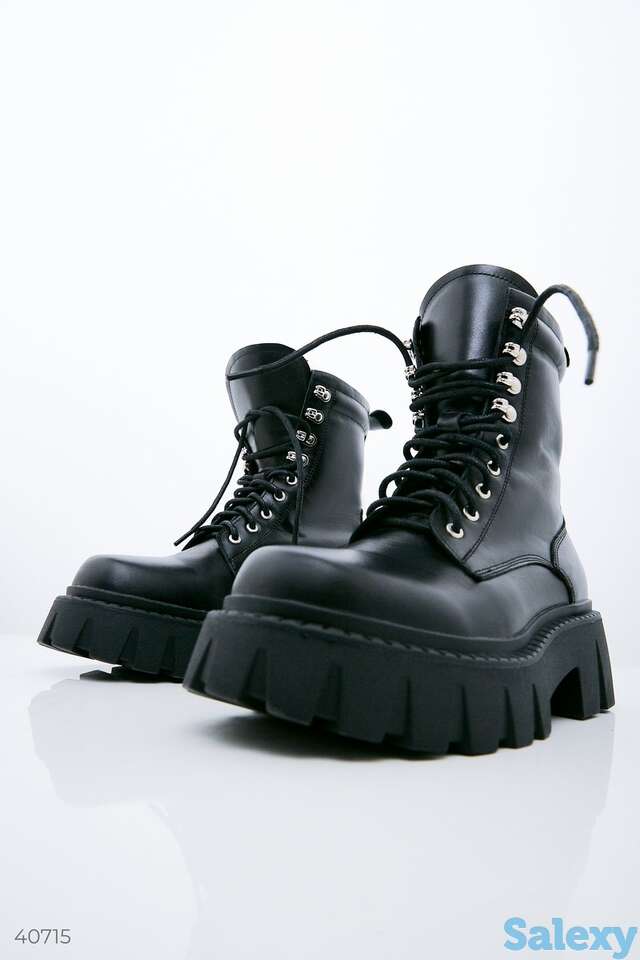 Ботинки на шнуровке из натуральной кожи, фотография 1