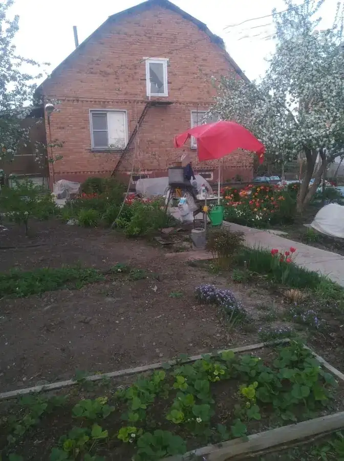 Кирпичный дом на большом участке, Усть-Каменногорск, ул. Щербакова, д. 31а, фотография 6