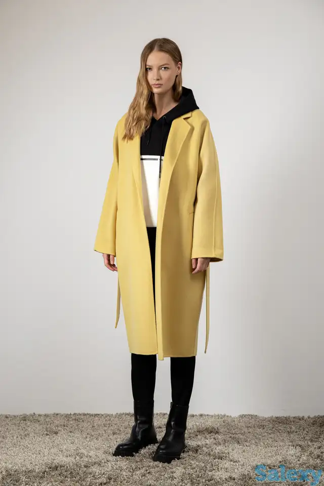 Пальто прямого силуэта на запах с поясом vassa&co, фотография 1