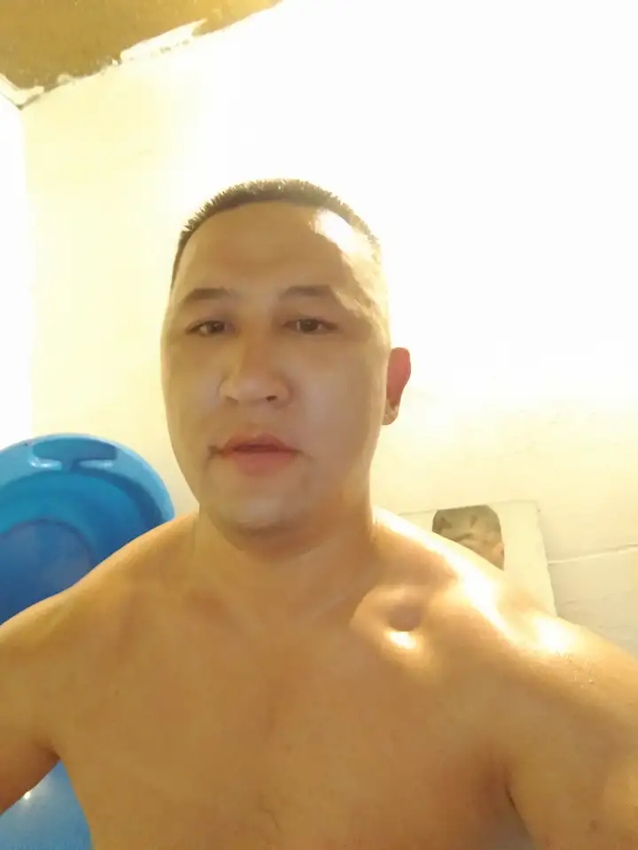 Я начинающий массаж по городу Алматы могу делать что вы только хотите пишите на ватцап, фотография 1