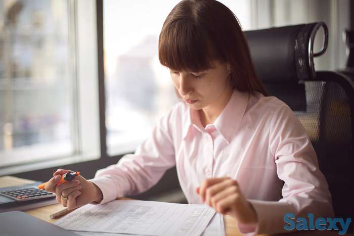 Требуется сотрудник в офис для ведения документацией и на прием звонков, фотография 1