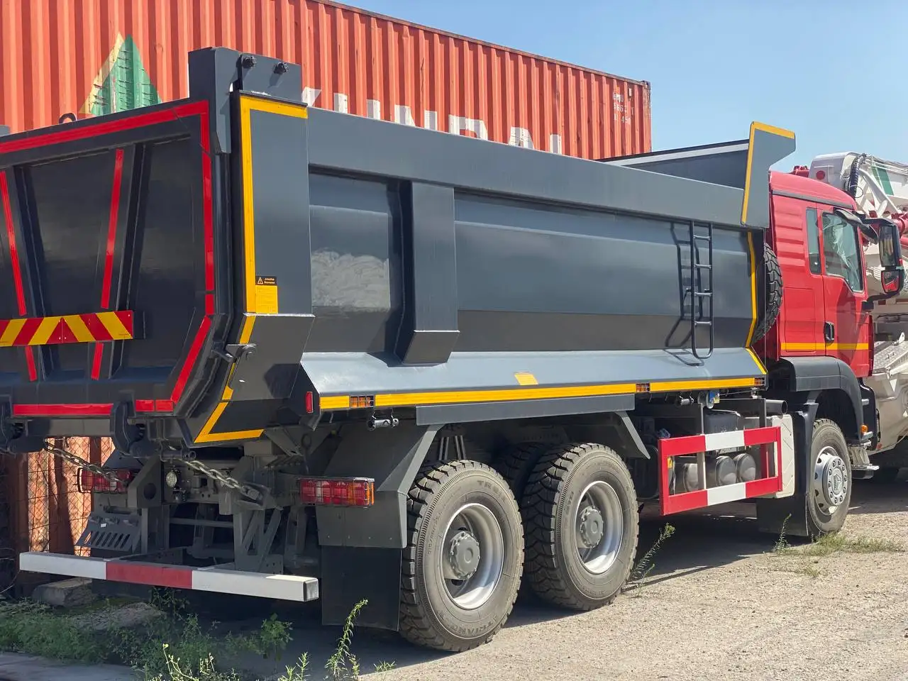 самосвал, фотография 3