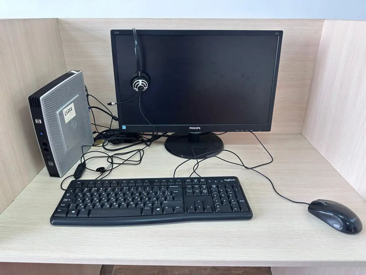 Сдаем в аренду рабочие места, Абая 151, бизнес-центр 