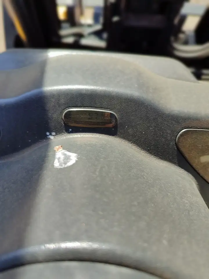 Кара Komatsu FG25T-16 Свежедоставленная из Японии, фотография 4