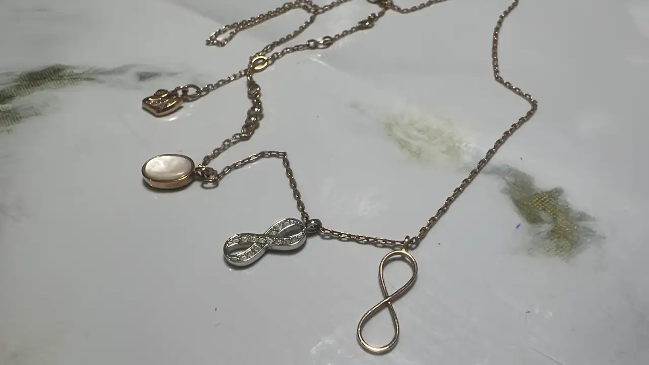 Продам колье Swarovski Duo Infinity Pendant. Коллекция: Miranda Kerr, фотография 3