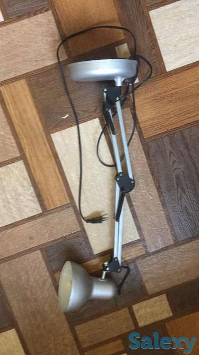 продам настольную лампу, фотография 1