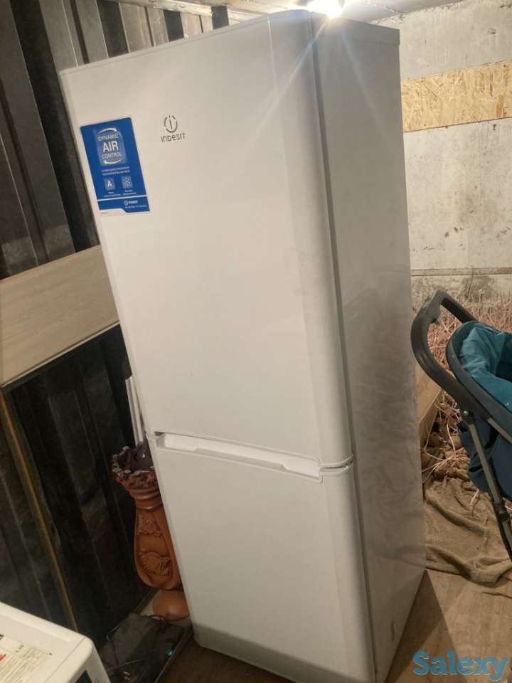 Продам холодильник Indesit, фотография 1