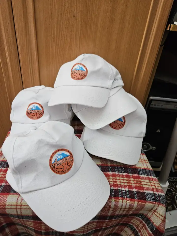 Новые Белые Бейсболки, фотография 2