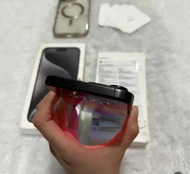 iphone 15pro Max Black titan 256gb, фотография 4