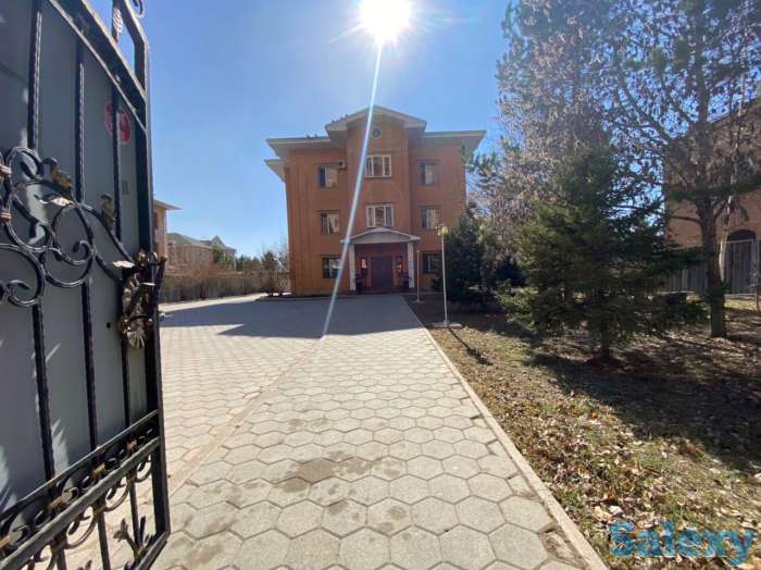 Продаю элитный коттедж, пос.Комсомольский, фотография 1