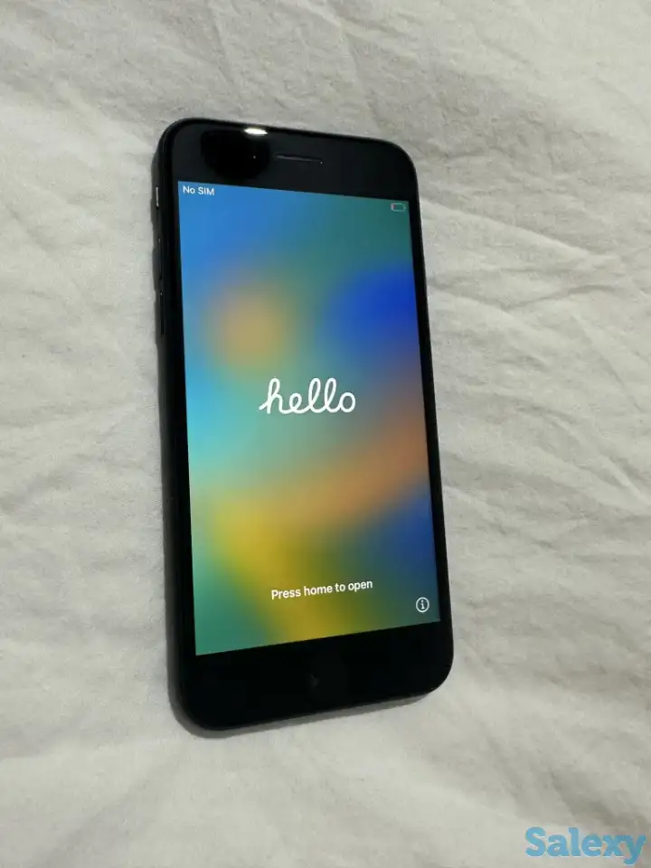 Продам iPhone SE (айфон), фотография 1